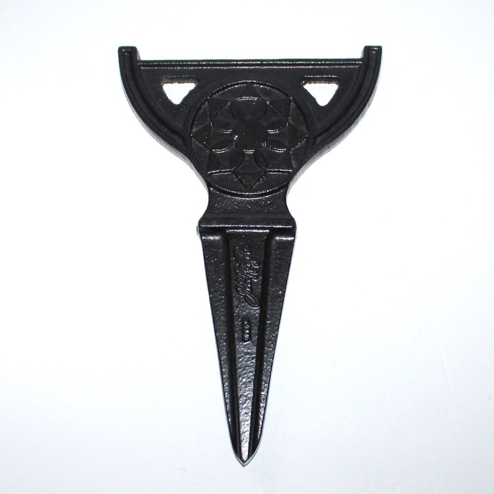 John Wright Foundry Cast Iron Boot Scraper Cleaner black vintage farm country